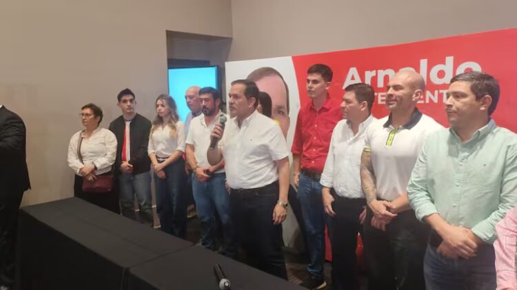 Arnaldo Samaniego recognizes his defeat against Camilo Pérez and thanks his more than 43 thousand “healthy votes” – Politics
