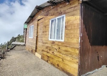 Tourists see eruptions, but Acatenango is damaged by cabins and visits
