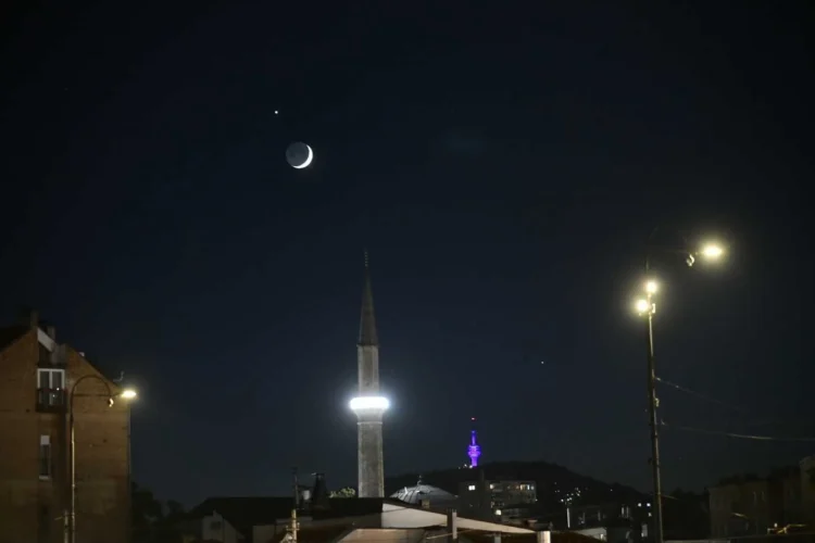 A breath-taking view: Tonight’s sky over Sarajevo won social networks