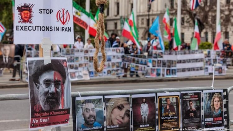 Iran uses war to increase executions