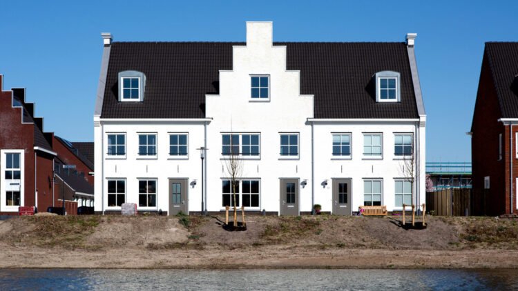 The Netherlands faces a surplus of family homes: ABN Amro