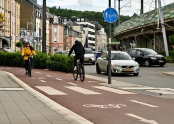 Tageblatt.lu | Transport policy | Study shows weaknesses: Esch wants to expand the cycle path network