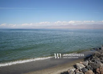 Lake Sevan continues to rise at unprecedented rates. minister