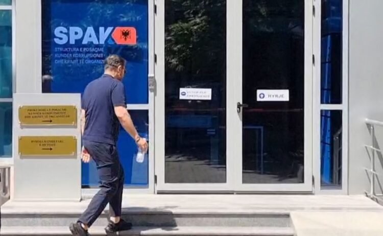 The head of the Railways, Ergys Verdho, appears in the Special Prosecutor’s Office