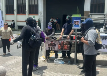 Usac students demonstrate against CC resolutions for the case of Walter Mazariegos