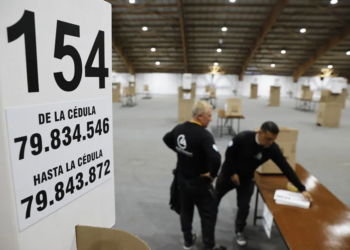 Colombia elects president amid polarization, violence and uncertainty
