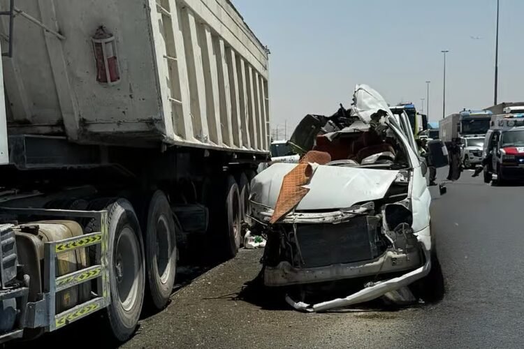 7 killed, 9 injured after minibus-truck crash on Dubai’s Emirates Road