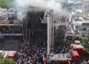 14 killed in blaze at education centre in India – Pajhwok Afghan News