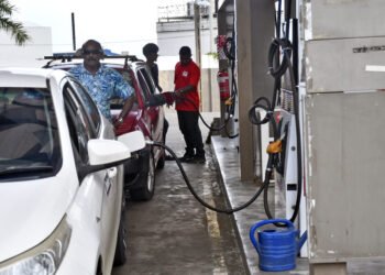 Government prepares fuel relief package