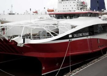 Eight-hour ferry ordeal leaves passengers frustrated aboard Galleons Passage