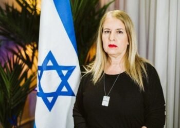 Protesters remove the Israeli flag from the Embassy in Tirana, the ambassador reacts: An act that shames the Albanian people – Shqip.com