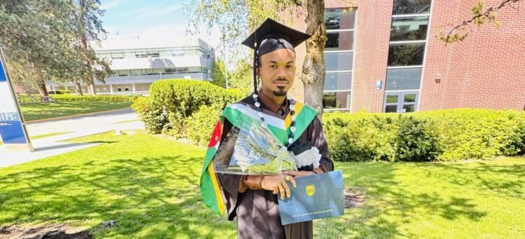 Garvin LeBlanc graduates with fine arts degree, two awards, from Canadian university