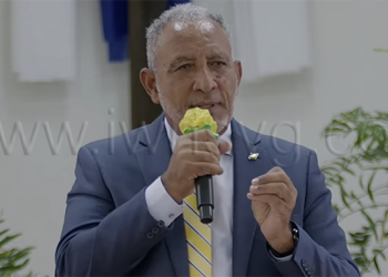 PM pledges to tackle ‘substandard’ conditions for public servants – iWitness News