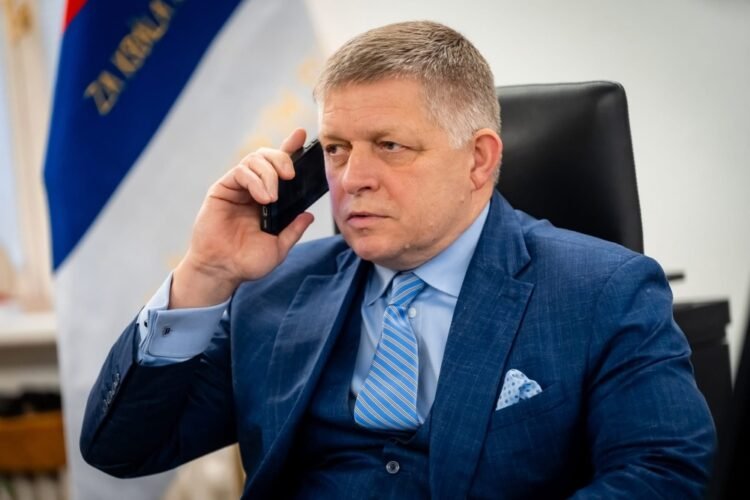 Robert Fico Rebuffs Magyar for Saying Hungary Borders Itself