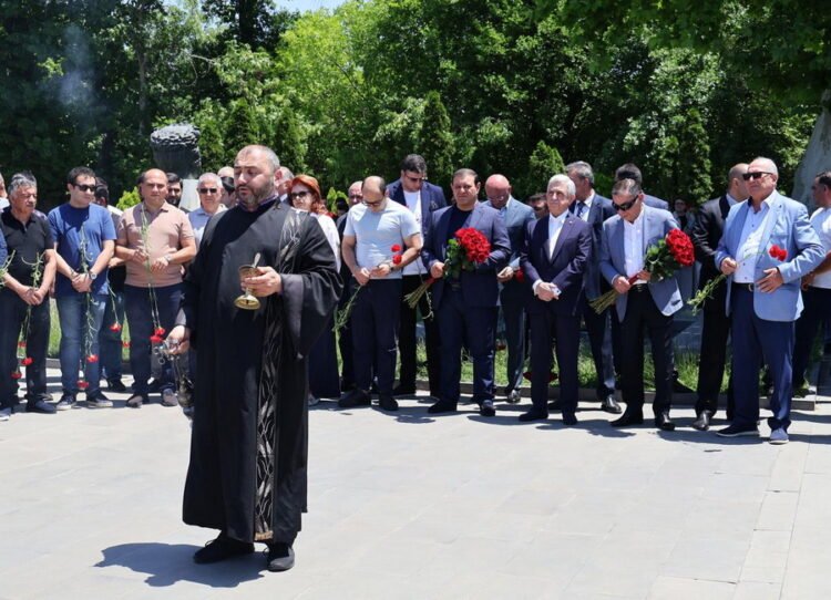“What does it mean that Pashinyan will decide who will go to the parliament – no? Aren’t we a monarchy?” Hayk Mamijanyan