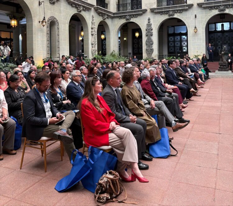Democracy suffers a loss of trust: UNDP report is presented in Guatemala