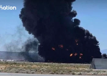 US B-52 bomber crashes in California, killing all eight crew