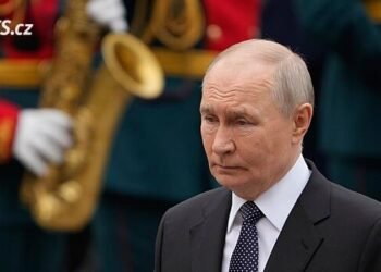 Postpone the elections, Putin’s security forces plead. He does not want to admit the critical situation