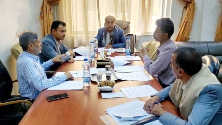 The Undersecretary of the Ministry of Oil chairs a meeting to regulate the import of mining chemicals