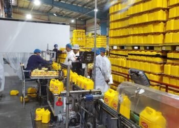 A field trip by the Standards Authority in Taiz to monitor factories – Al-Thawra Net