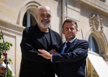The Élysée Palace opens its doors to Rama, Macron: France reaffirms support for Albania’s integration – Shqip.com