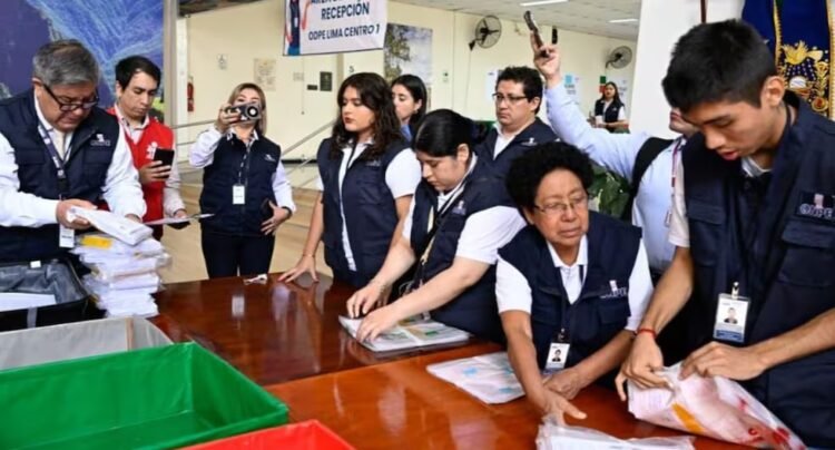 Second round elections 2026: Electoral material from abroad is already transferred to Peru after the close of the scrutiny