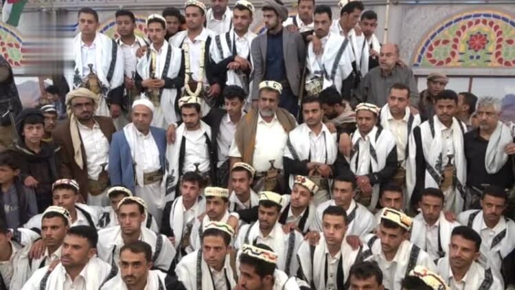 A mass wedding of 82 brides and grooms in Al Bayda – Al Thawra Net