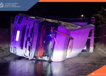 A truck overturned on the highway from Syunik to Norashenik. the driver was hospitalized