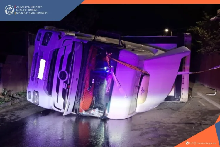 A truck overturned on the highway from Syunik to Norashenik. the driver was hospitalized