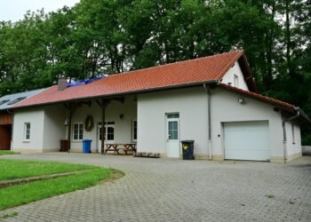 Tageblatt.lu | Käerjeng Municipal Council | The consequences of the fire in the “Scoutshome” and the renovation work around the new town hall