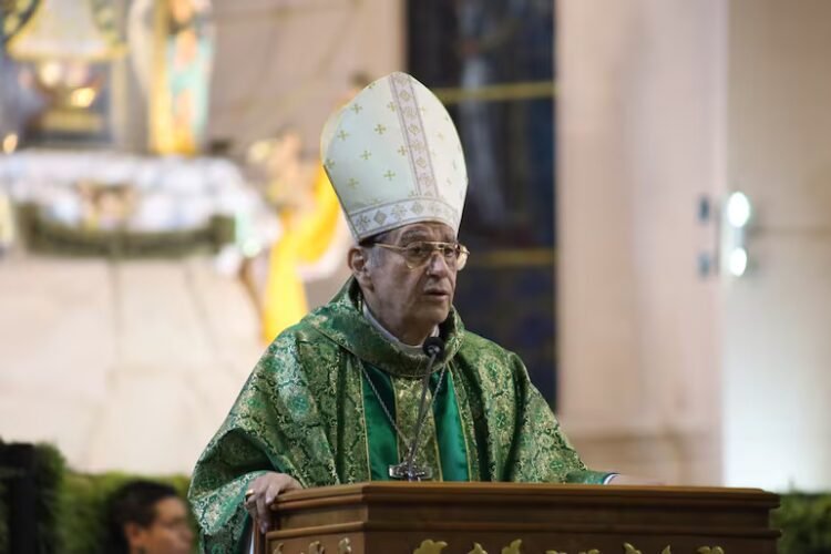Bishop Valenzuela condemns corruption, ambition and “negotiations under the table” – National