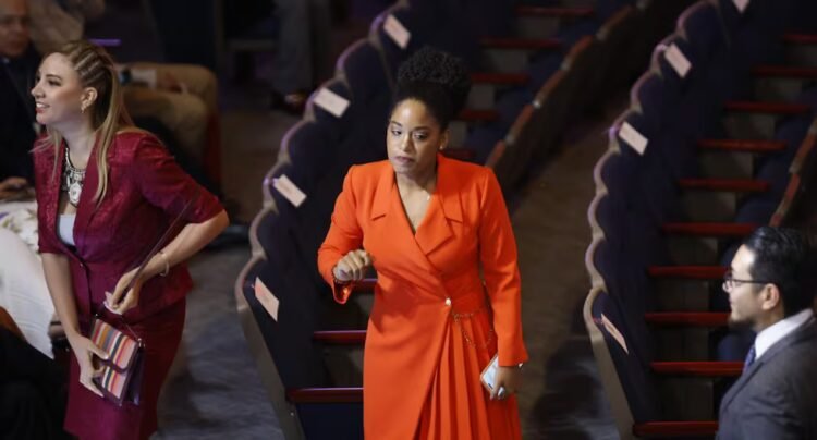 Absences, familiar faces and rudeness: This was the delivery of credentials to the 130 deputies elected for the period 2026-2031