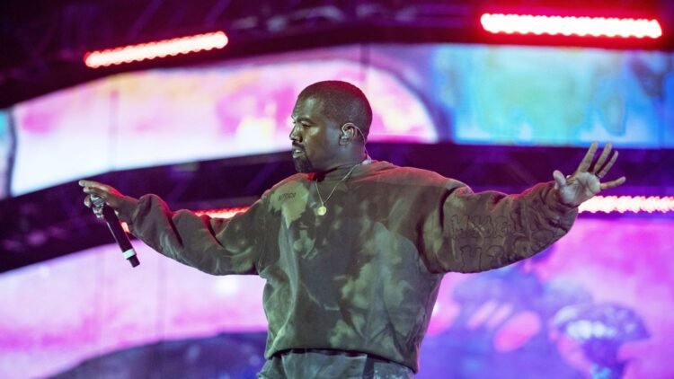 Arnhem mayor approves Ye concerts at GelreDome