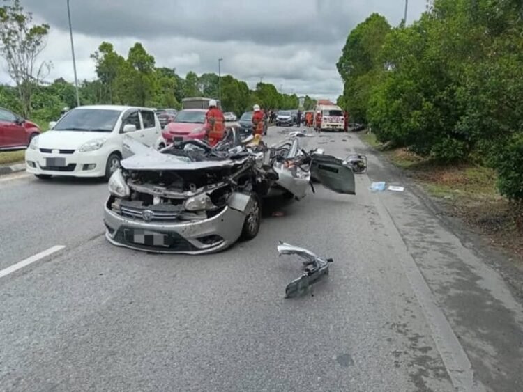 Court replaces teen’s sentence to 6 years’ jail for Jln Teo Kui Seng fatal crash that killed 5