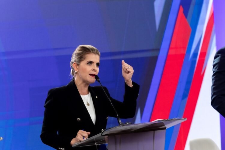 President of Costa Rica wants “fraternal” relationship with Nicaragua in trade and borders