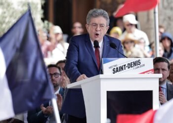 Tageblatt.lu | France | Mélenchon lance sa campaignne presidential sur un ton offensive