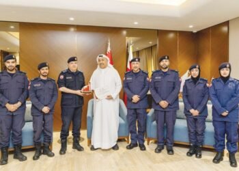 Gulf News | The Undersecretary of the Ministry of Interior praises Human Resources for winning the Global Continuous Improvement Award
