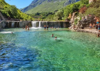 The pearl of nature is located in our country, leaving all visitors breathless