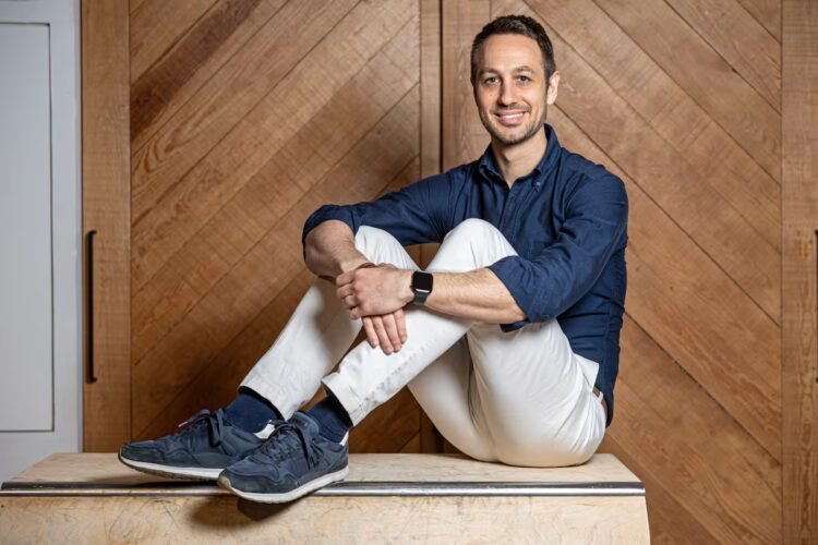 Airbnb completes its latest shift: from the collaborative economy to selling hotel rooms to compete with Booking | Companies