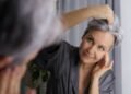 How to care for gray hair in summer
