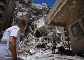 Israel and Hezbollah continue fighting despite the announcement of a new ceasefire | International
