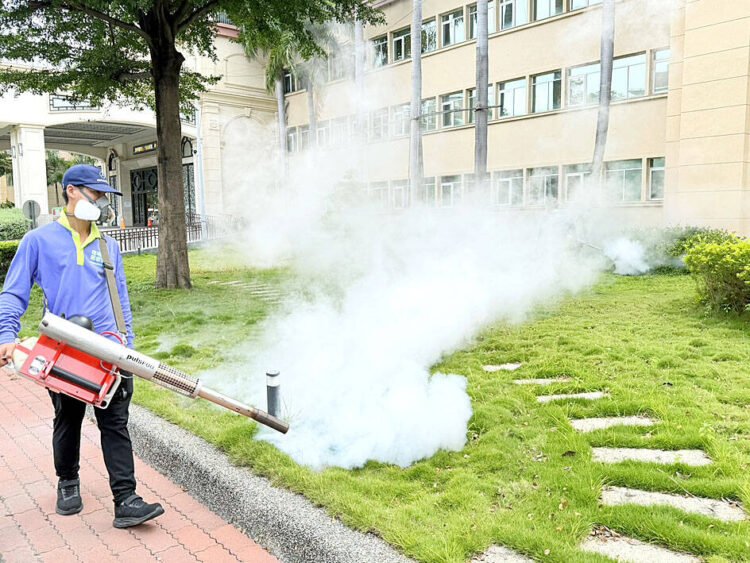 CDC sends dengue team to Kaohsiung hospital