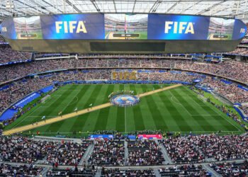 Expanded World Cup kicks off amid ticket fury and political tensions 史上最大世足賽開踢 高票價、政治爭議與戰火陰影籠罩