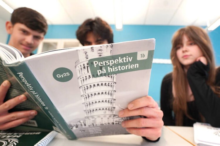 Sweden set to ban mobile phones in schools, joining trend of shelving screens for students