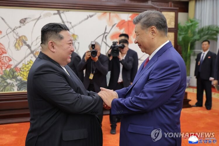 (2nd LD) N. Korea’s Kim calls enhancing ties with China top priority: report