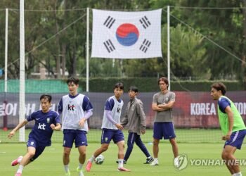 (World Cup) S. Korea back at work with Mexico on horizon