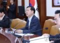 U.S.-Iran MOU poses new opportunities, challenges for S. Korea: finance minister