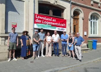 Tageblatt.lu | Esch | “déi Lénk” protests against state vacancies
