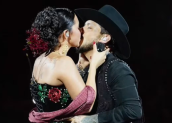 The photos of Ángela Aguilar with Christian Nodal in La México