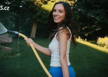 Gardener, model and pop star. Charlotte Gott released a second music video